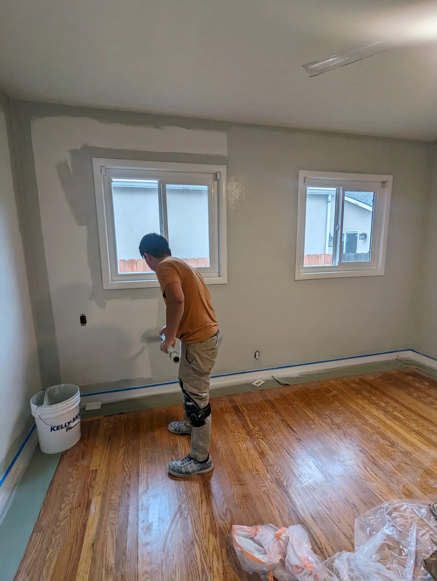 Interior wall prep & painting